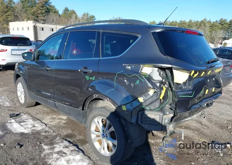 2018 Ford Escape Se z USA, uszkodzony, nr VIN 1FMCU9GD3JUD40019